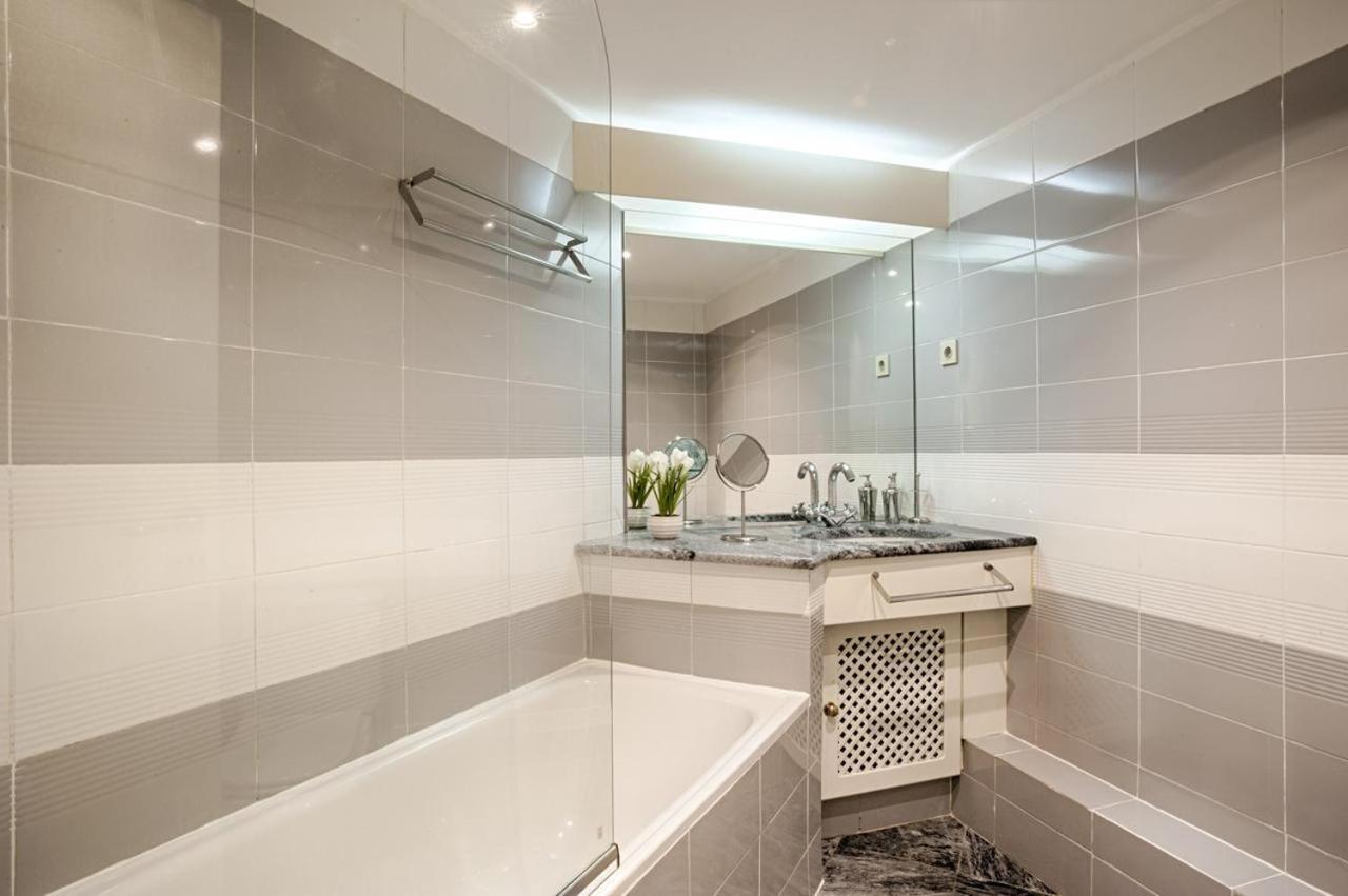Green Executive Apartment In The Heart Of Lisbona Esterno foto